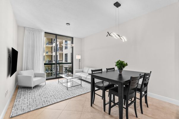 Dining room, Interior, Living room, Pendant Lights