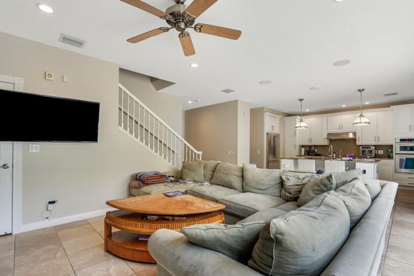 Interior, Kitchen, Living room, Pendant Lights, Recessed Lighting, Stainless Steel Appliances