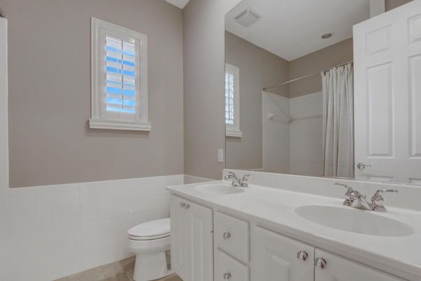 Bathroom, Dual Sink Vanities, Interior, Recessed Lighting