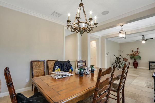 Chandelier, Dining room, Interior