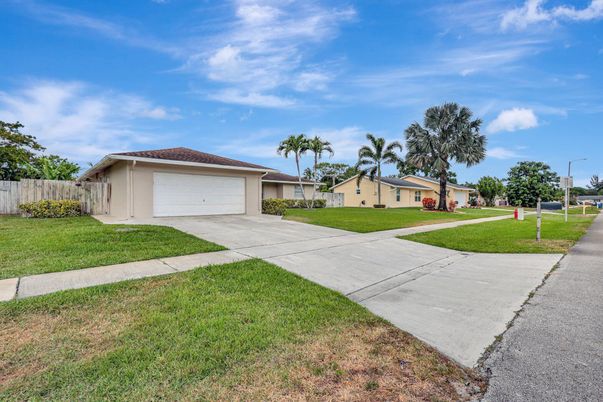 Backyard, Detached Garage, Exterior