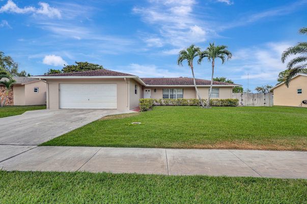 Attached, Backyard, Exterior, Facade, Ranch