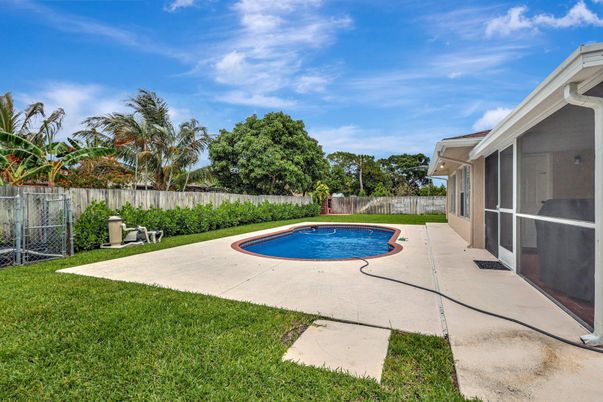 Backyard, Exterior, Pool