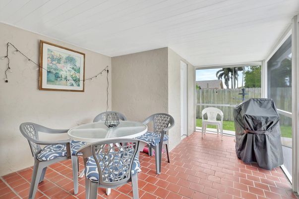Dining room, Interior