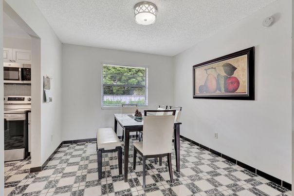 Dining room, Interior