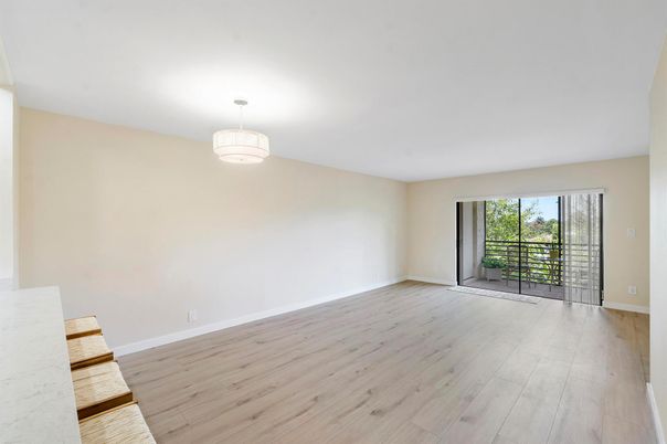 Chandelier, Empty room, Interior, Wood Texture Flooring