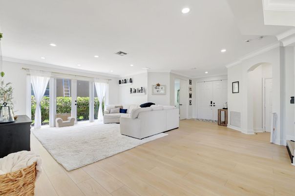 Interior, Living room, Recessed Lighting, Wood Texture Flooring