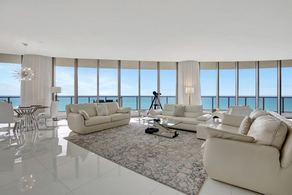 Dining room, Interior, Living room, Water