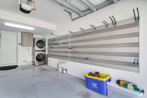 Garage, Interior, Washer