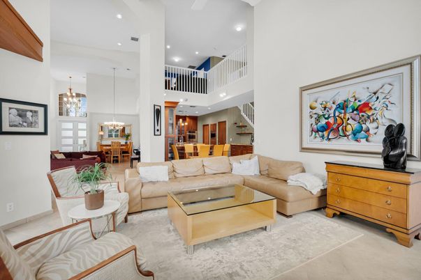 Dining room, Interior, Living room, Pendant Lights, Recessed Lighting