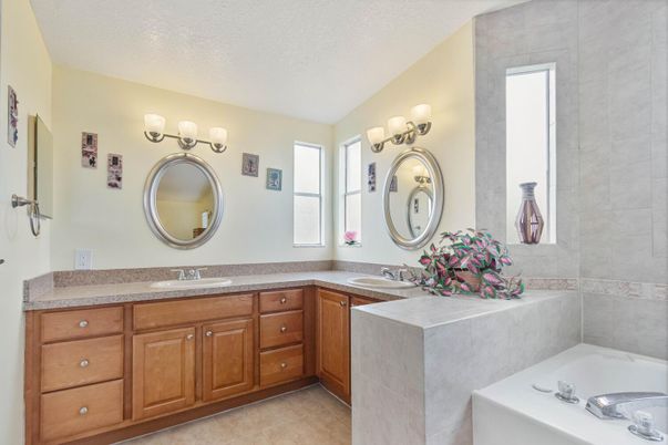 Bathroom, Dual Sink Vanities, Interior
