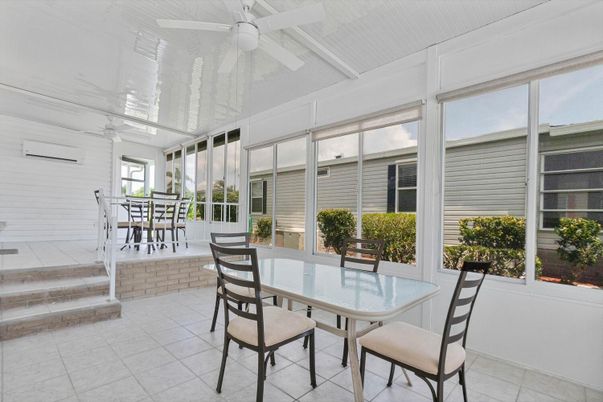 Dining room, Interior, Sun Room