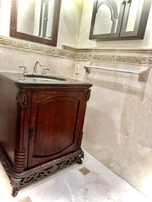 Bathroom, Interior