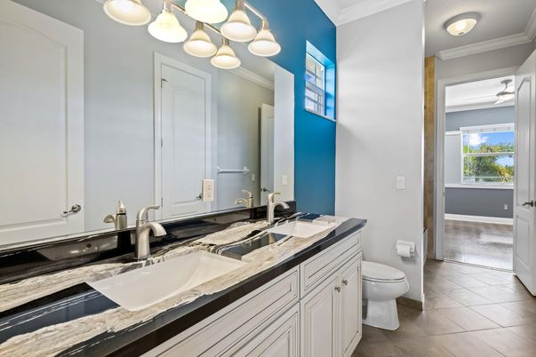 Bathroom, Dual Sink Vanities, Interior