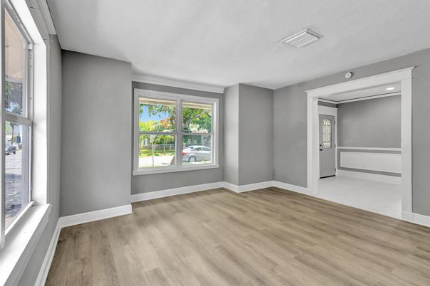 Empty room, Interior, Recessed Lighting, Wood Texture Flooring