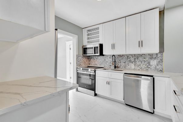 Interior, Kitchen, Marble, Stainless Steel Appliances