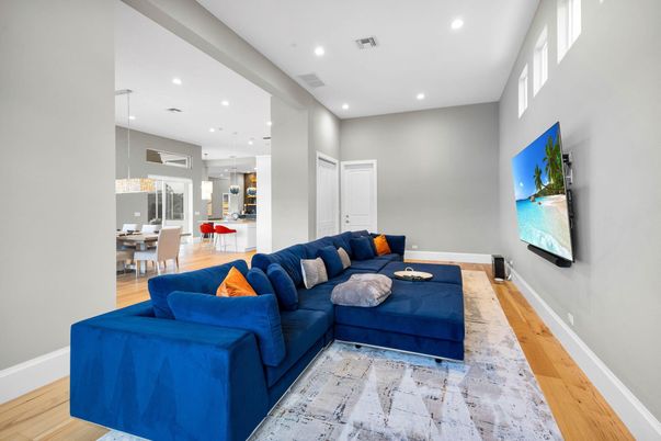 Dining room, Interior, Living room, Pendant Lights, Recessed Lighting, Wood Texture Flooring