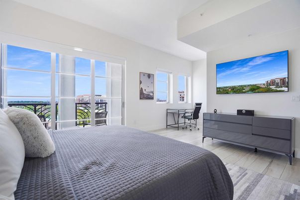 Bedroom, Interior, Water, Wood Texture Flooring