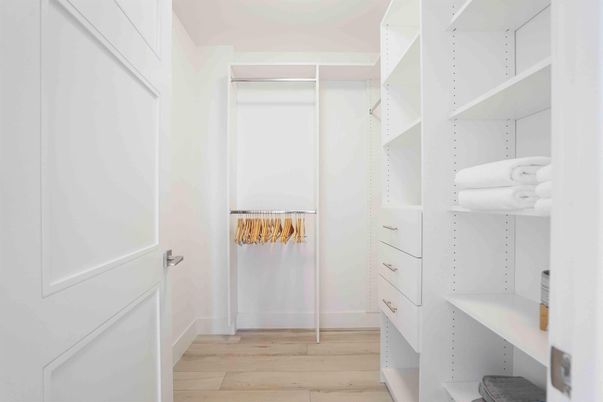 Interior, Walk-in Closets, Wood Texture Flooring