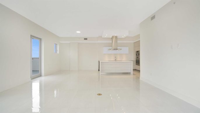 Empty room, Interior, Kitchen, Recessed Lighting