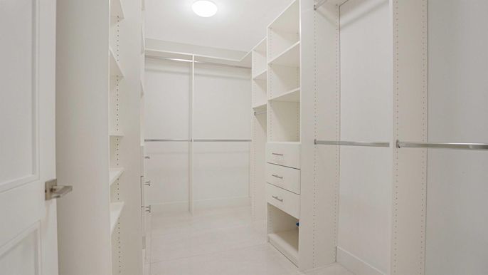 Interior, Walk-in Closets