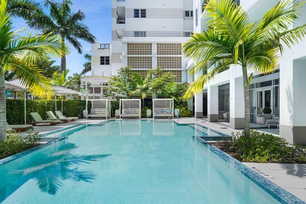 Exterior, Pool
