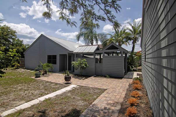 Backyard, Exterior