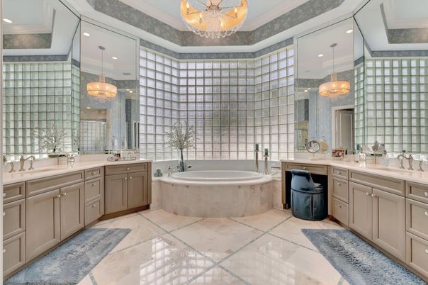 Bathroom, Chandelier, Dual Sink Vanities, Interior, Pendant Lights, Recessed Lighting