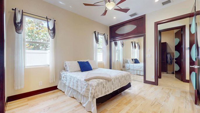 Bedroom, Interior, Recessed Lighting, Wood Texture Flooring