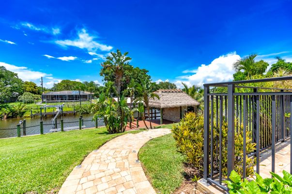Backyard, Exterior, Water