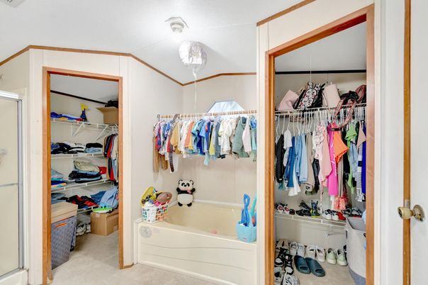 Interior, Walk-in Closets
