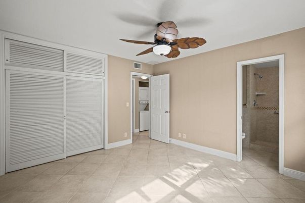 Bathroom, Empty room, Interior