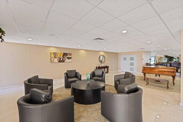 Game Room, Interior, Living room, Recessed Lighting