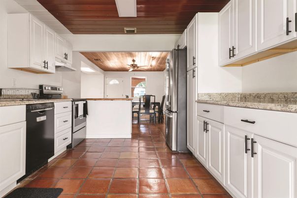 Dining room, Interior, Kitchen, Wooden Ceilings