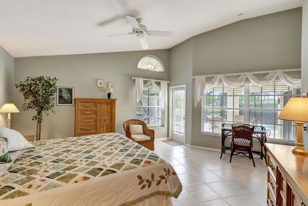 Bedroom, Dining room, Interior