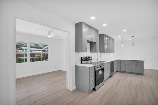 Interior, Kitchen, Pendant Lights, Recessed Lighting, Wood Texture Flooring