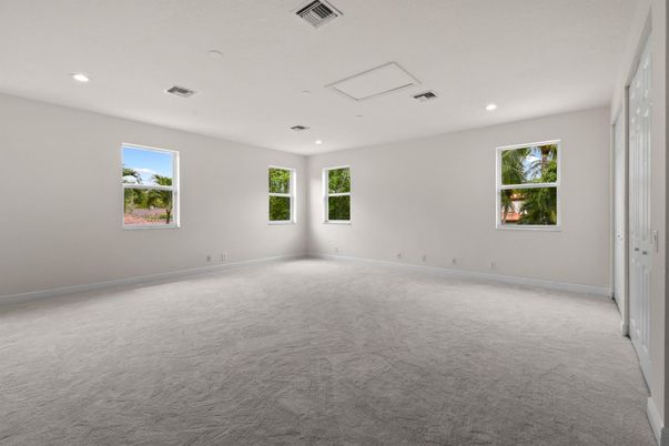 Empty room, Interior, Recessed Lighting