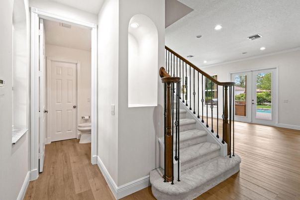 Bathroom, Interior, Recessed Lighting, Wood Texture Flooring