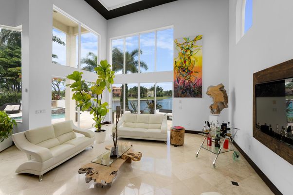 Interior, Living room, Water
