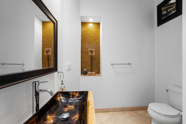 Bathroom, Interior, Recessed Lighting