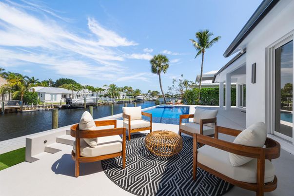 Exterior, Pool, Water