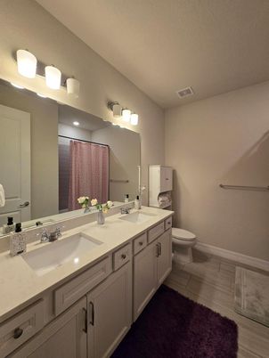Bathroom, Dual Sink Vanities, Interior