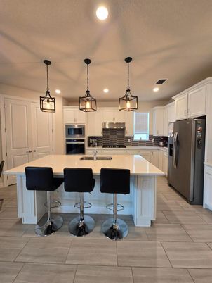 Interior, Kitchen, Pendant Lights, Recessed Lighting, Stainless Steel Appliances