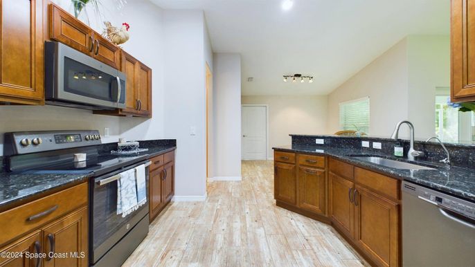Interior, Kitchen, Recessed Lighting