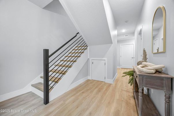 Interior, Recessed Lighting, Wood Texture Flooring