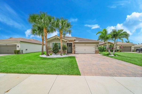 Attached, Backyard, Exterior, Facade, Mediterranean