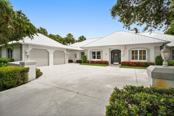Attached, Backyard, Exterior, Facade, Ranch