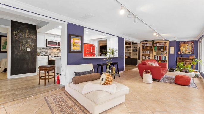 Interior, Living room, Recessed Lighting, Wood Texture Flooring