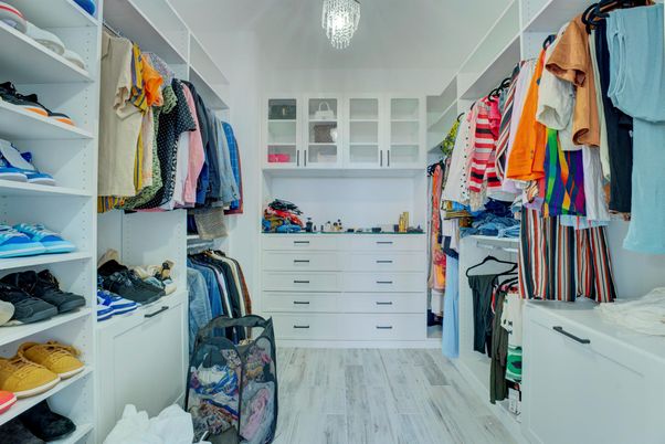 Interior, Walk-in Closets, Wood Texture Flooring