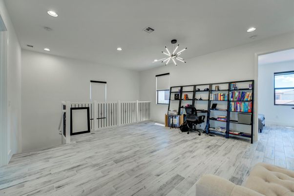 Interior, Pendant Lights, Recessed Lighting, Wood Texture Flooring